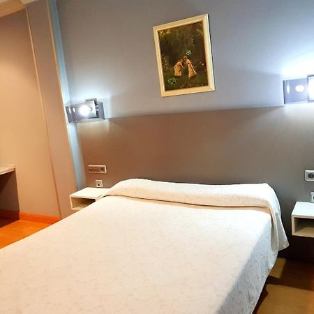 Hotel City House Las Lomas Οβιέδο Εξωτερικό φωτογραφία