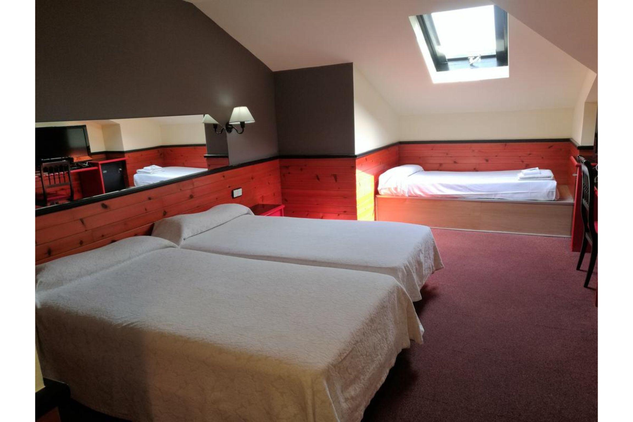 Hotel City House Las Lomas Οβιέδο Εξωτερικό φωτογραφία