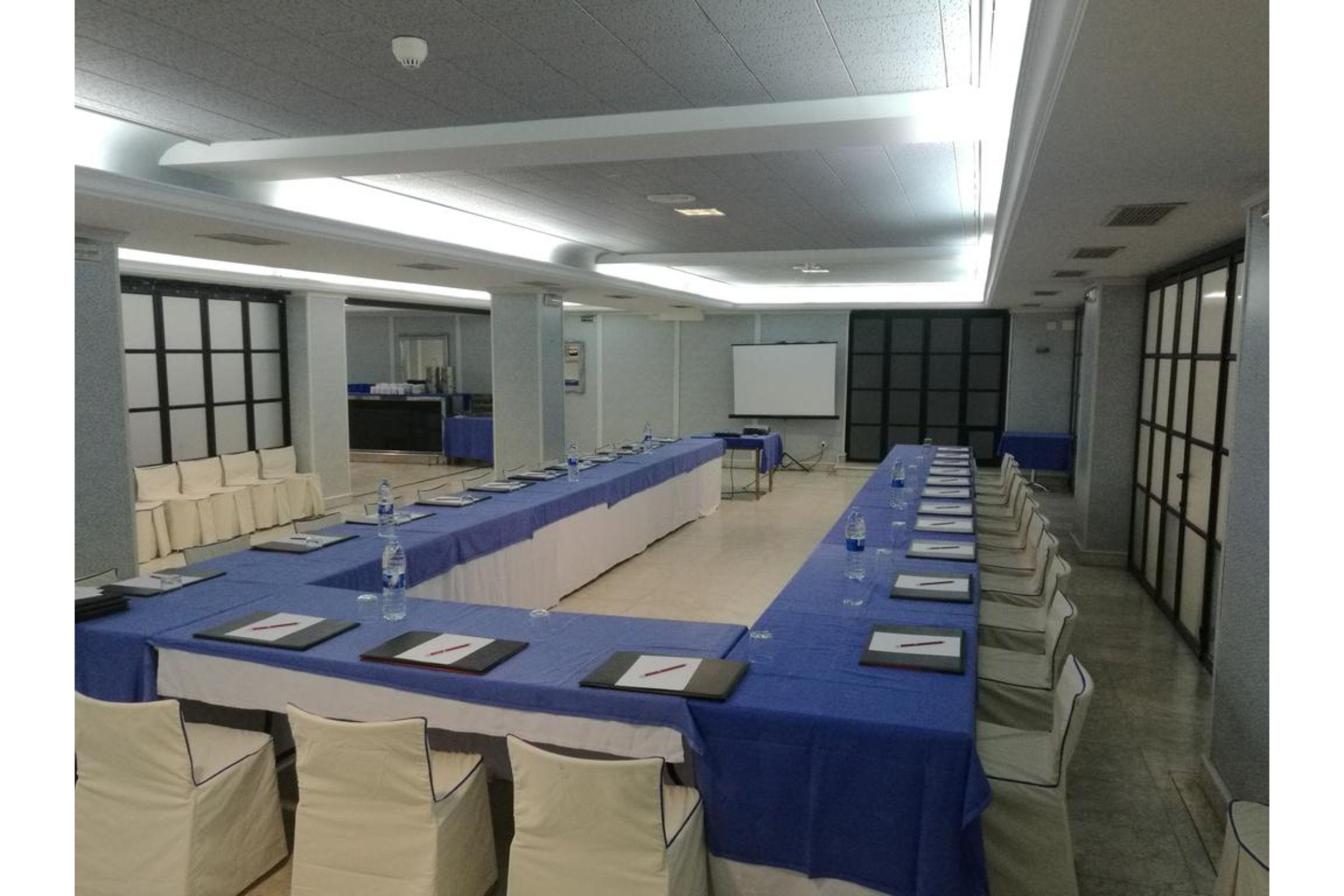 Hotel City House Las Lomas Οβιέδο Εξωτερικό φωτογραφία
