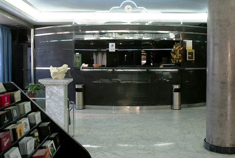 Hotel City House Las Lomas Οβιέδο Εξωτερικό φωτογραφία