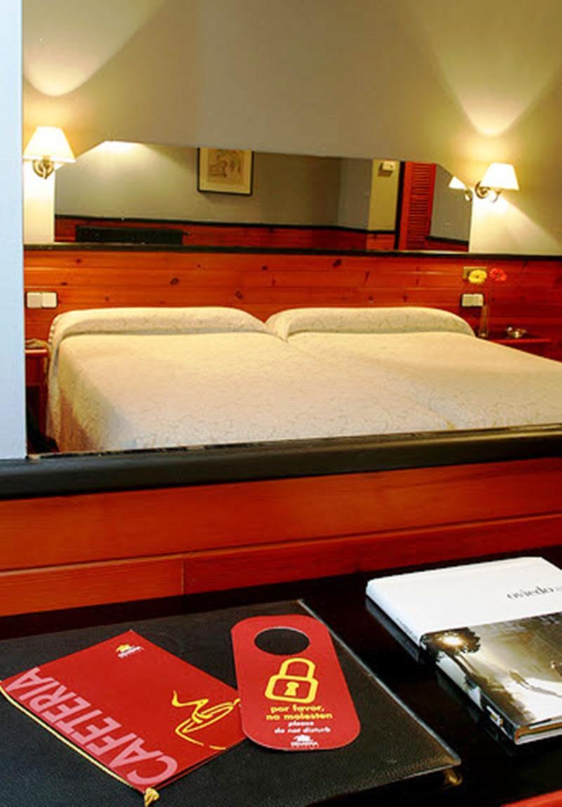 Hotel City House Las Lomas Οβιέδο Εξωτερικό φωτογραφία