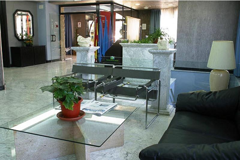 Hotel City House Las Lomas Οβιέδο Εξωτερικό φωτογραφία